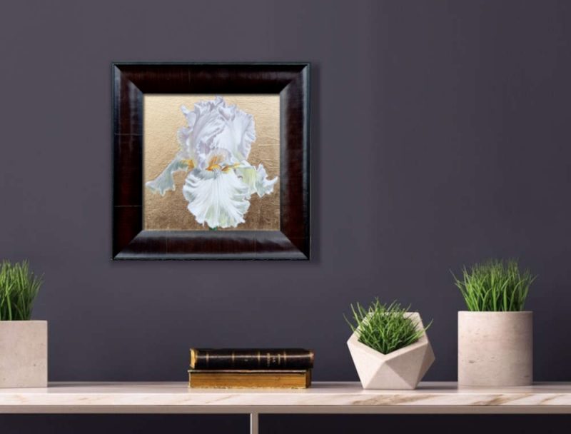 Wisdom Hope and Valour XI by UK floral artist Sarah Caswell. Depicted in a home setting.